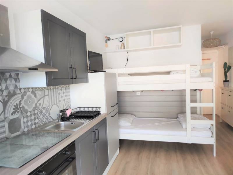 Studio entièrement refait à louer pour 4 personnes en front de mer à Lacanau-Océan