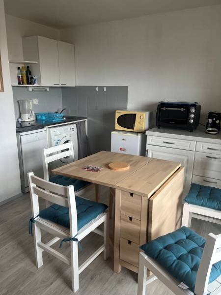 A louer agréable appartement de type 2 avec coin cabine à Lacanau-Océan