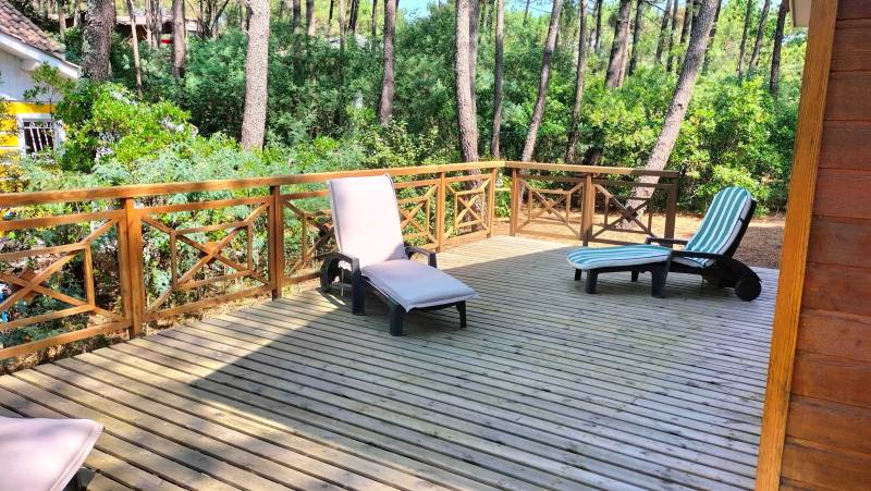 vaste terrasse ensoleillée lacanau océan