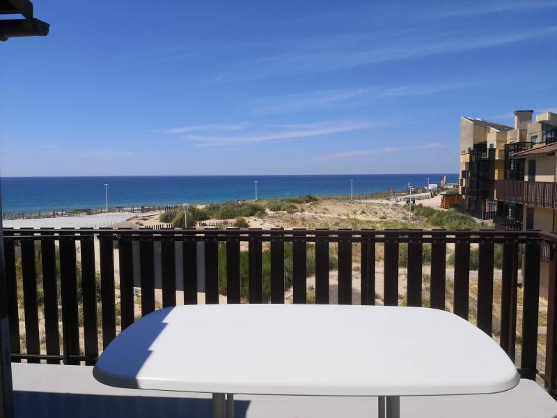 Terrasse avec pleine vue sur l'Océan