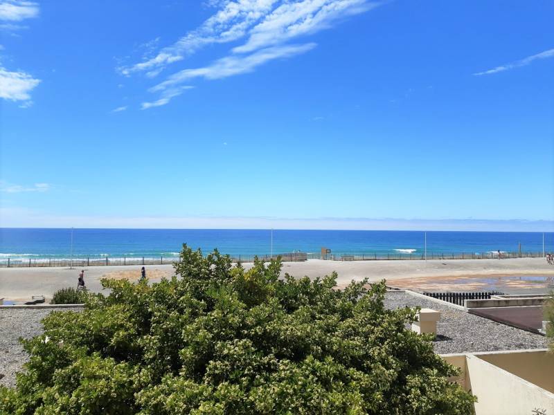 Pleine vue sur l'Océan depuis le balcon