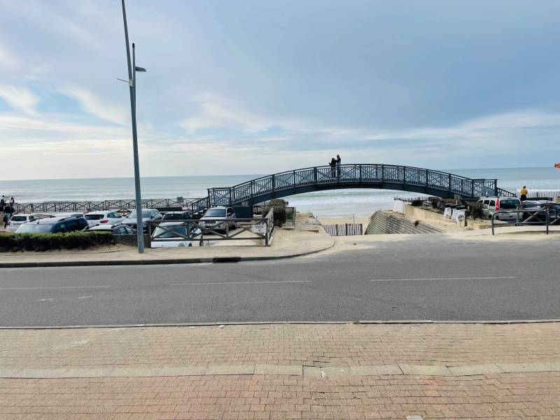 studio situé face à l'océan lacanau