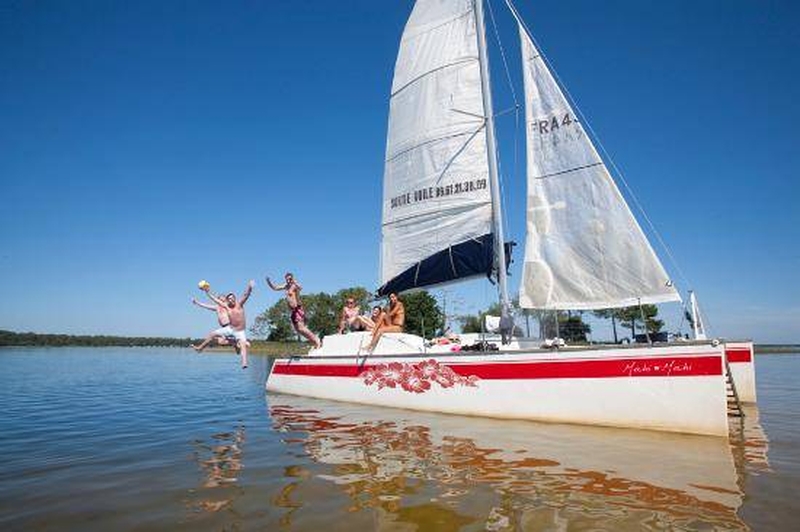 Promenade en catamaran sur le Lac du Moutchic Lacanau-Ocean Mahi-Mahi