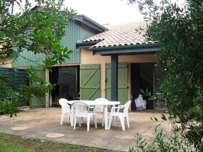 Nos prestations sur le secteur de proche Castelnau-de-Médoc